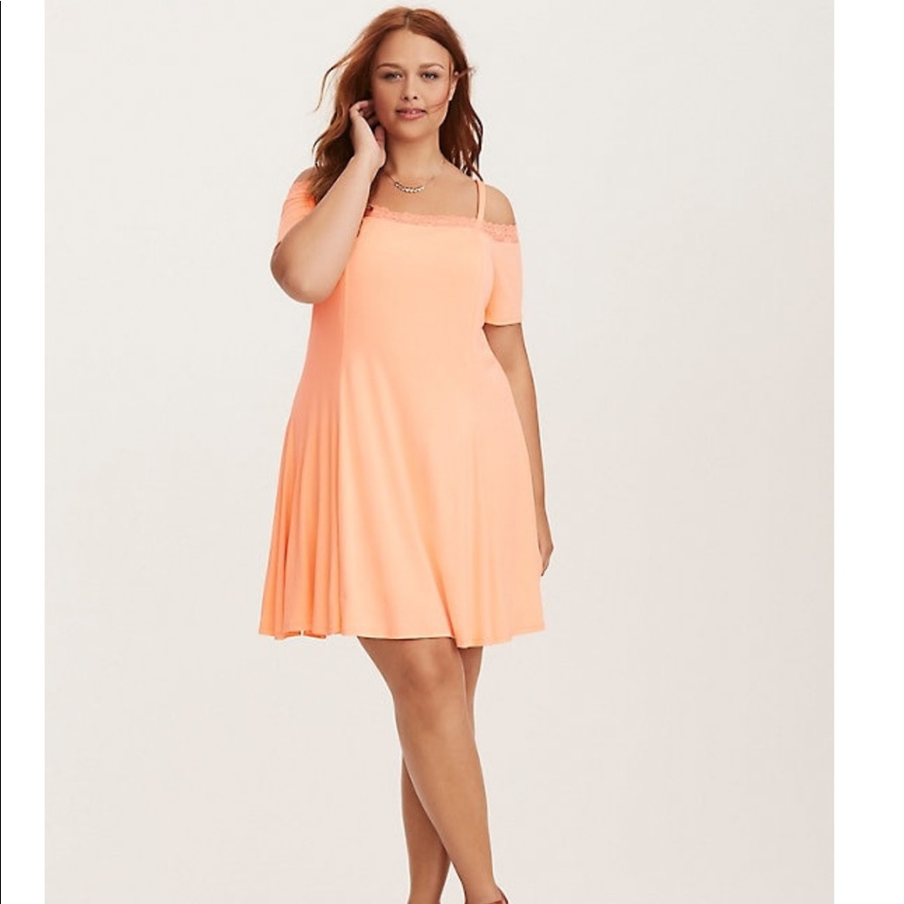 Lace Trim Cold Shoulder Fluted Dress